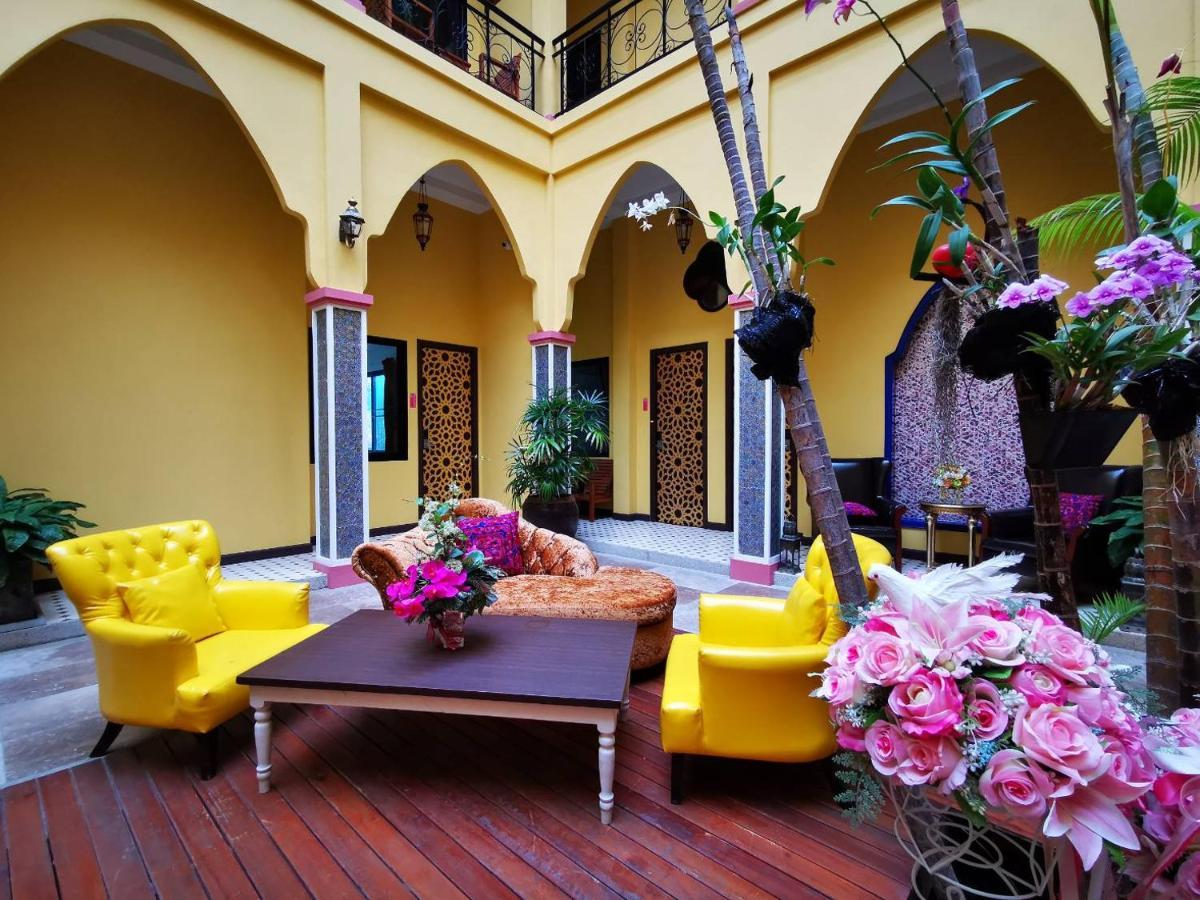 Anchanlina Hotel - Sha Plus Чалонг Екстер'єр фото