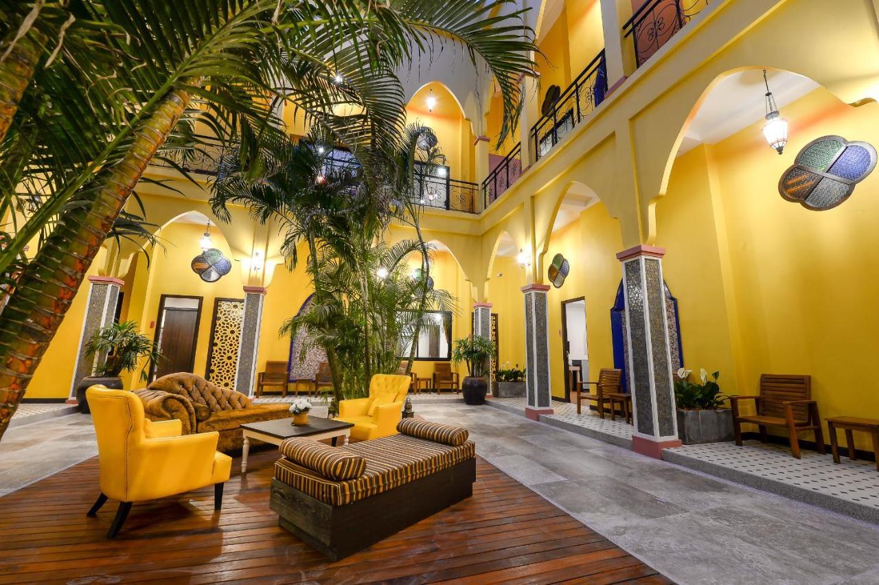 Anchanlina Hotel - Sha Plus Чалонг Екстер'єр фото