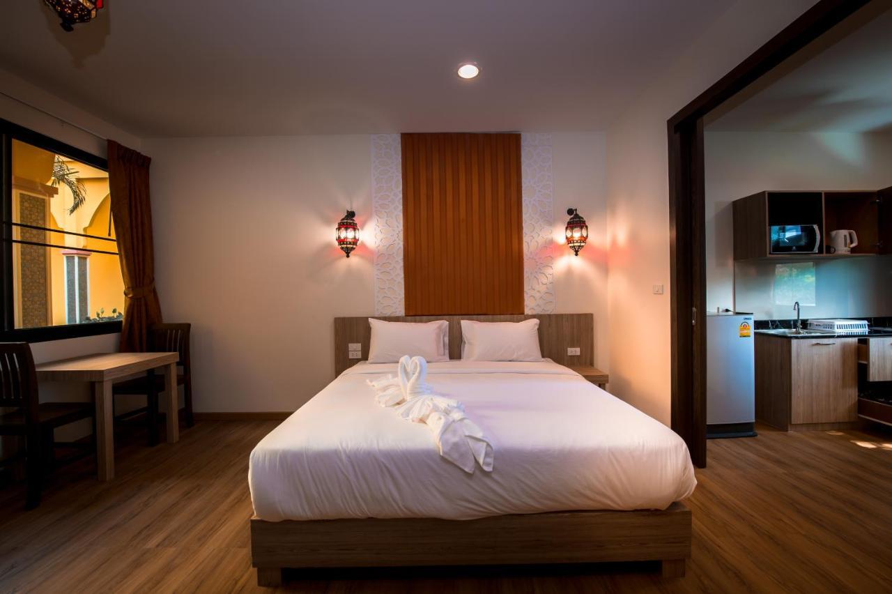 Anchanlina Hotel - Sha Plus Чалонг Екстер'єр фото