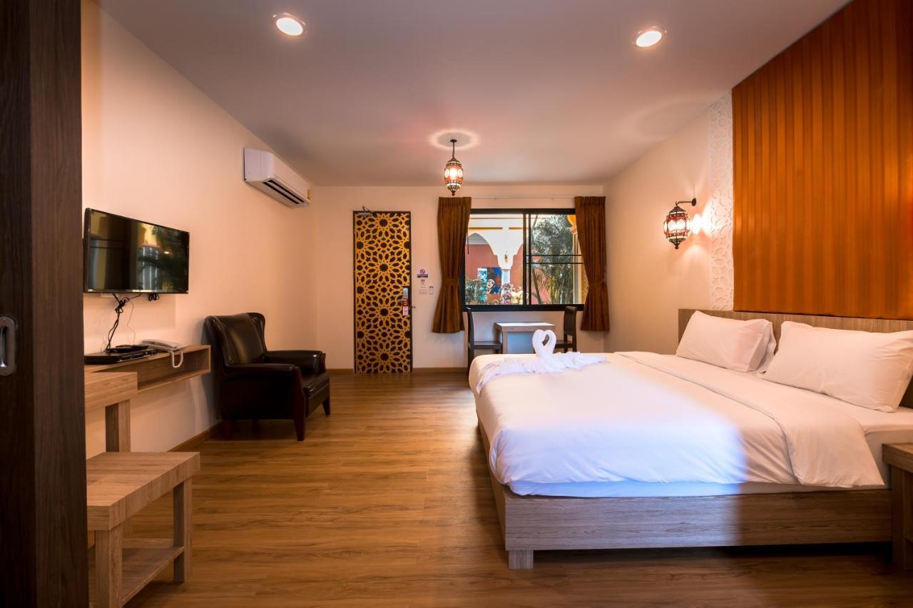 Anchanlina Hotel - Sha Plus Чалонг Екстер'єр фото